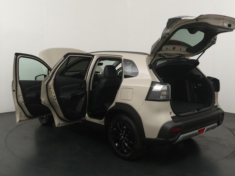Suzuki Cross (19)