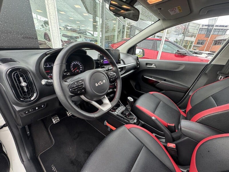 Kia Picanto (11)