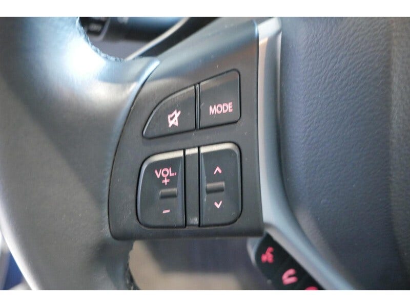 Suzuki Cross (13)