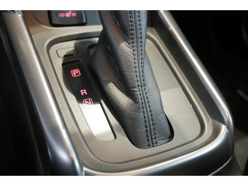 Suzuki Cross (18)