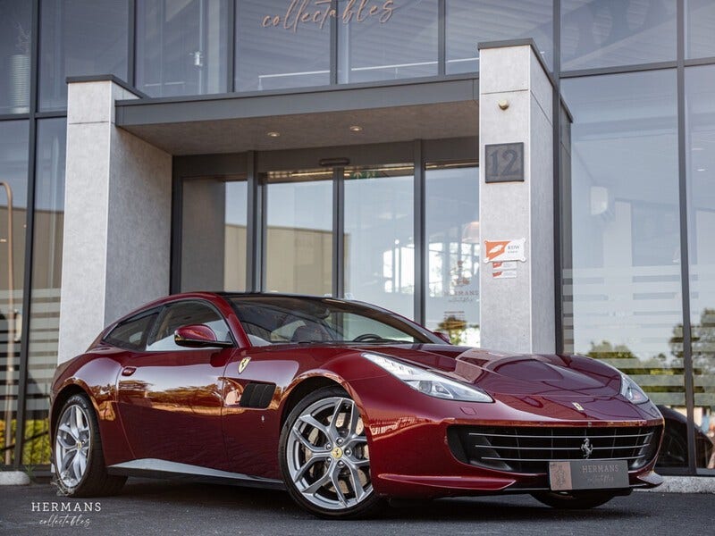 Ferrari GTC4Lusso