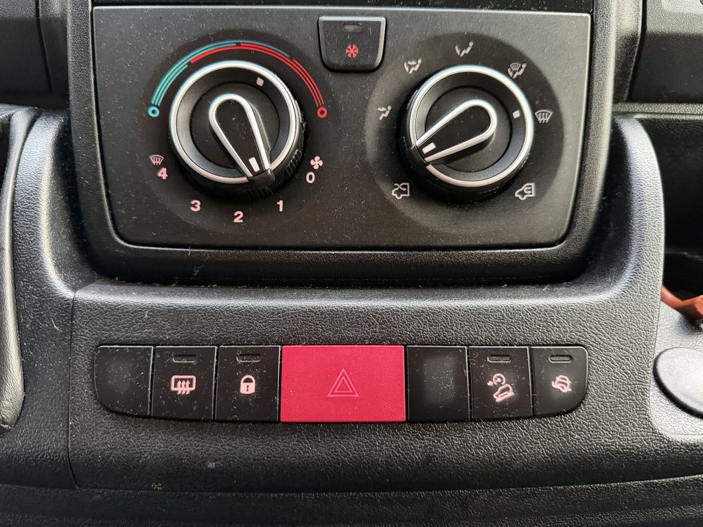 Peugeot Boxer (16)