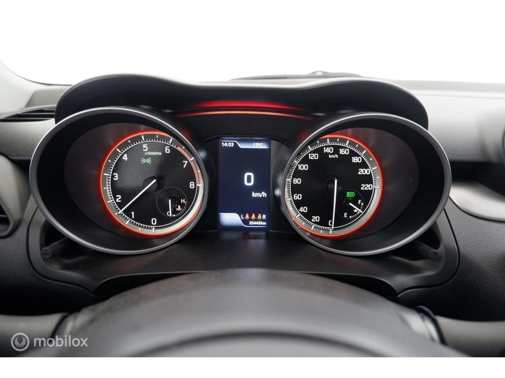 Suzuki Swift (7)