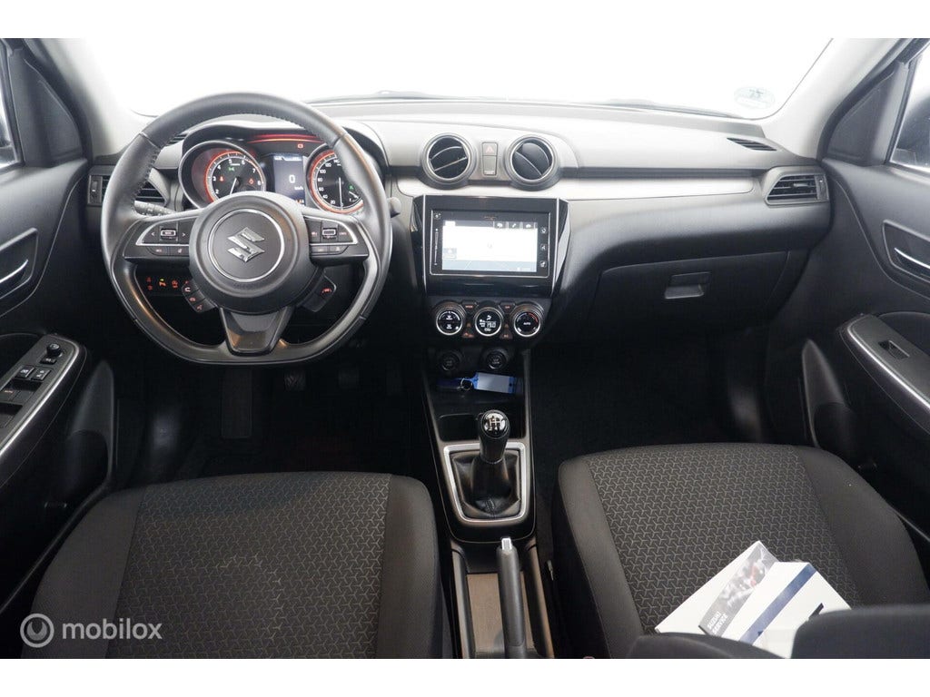 Suzuki Swift (8)