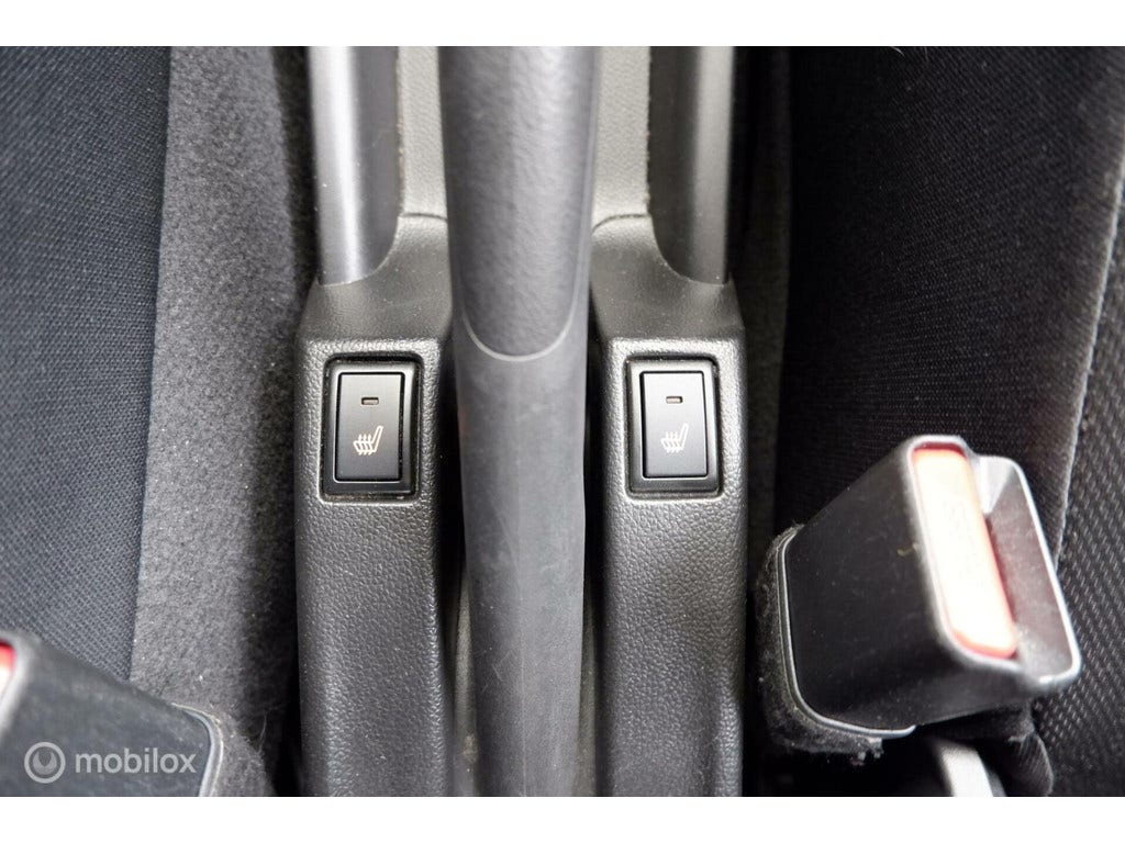 Suzuki Swift (11)