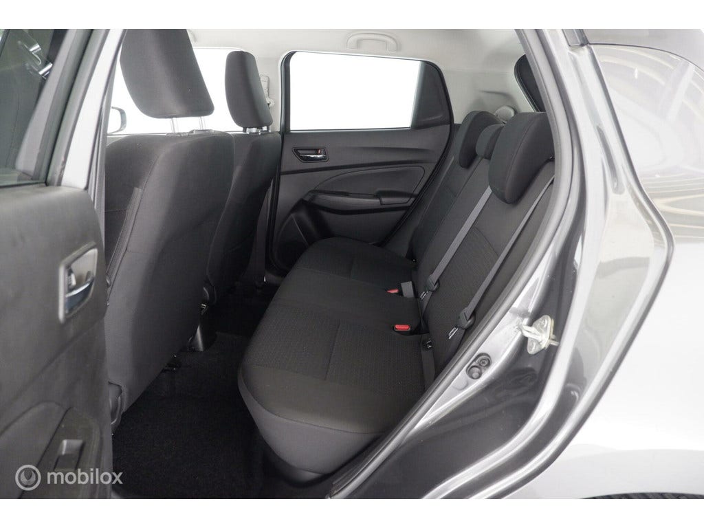 Suzuki Swift (12)