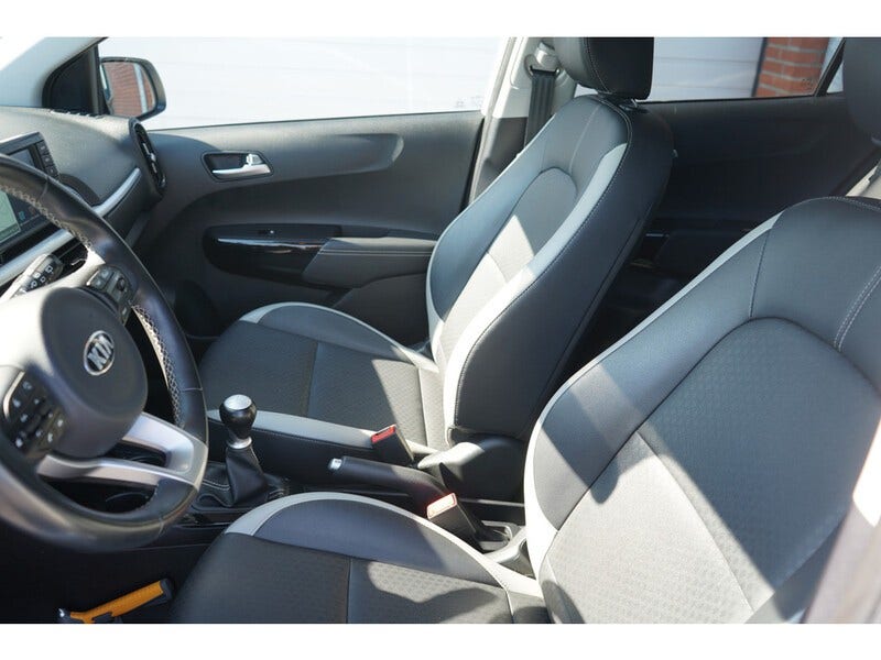 Kia Picanto (21)