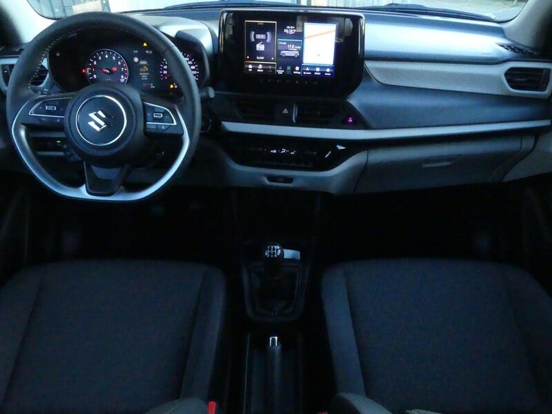 Suzuki Swift (5)