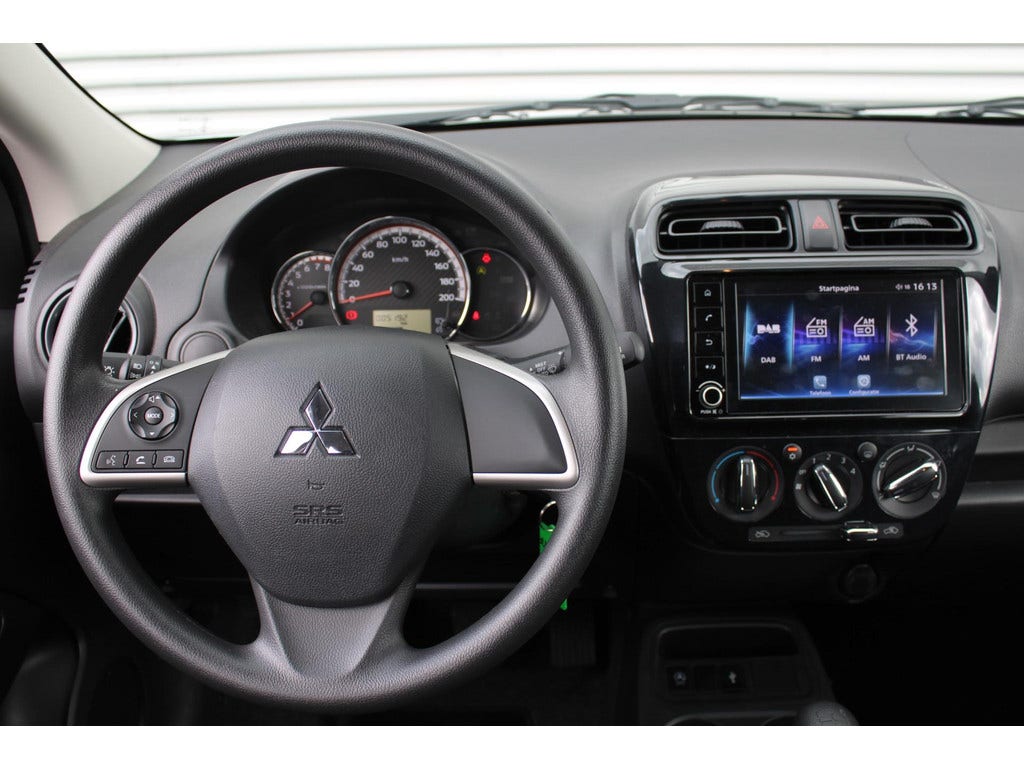 Mitsubishi Space Star (9)