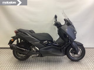Yamaha X MAX