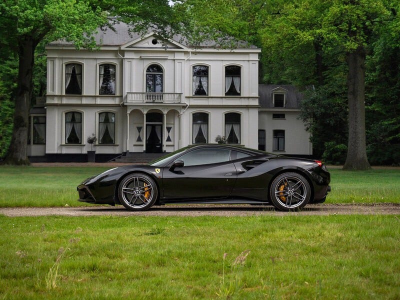Ferrari 488