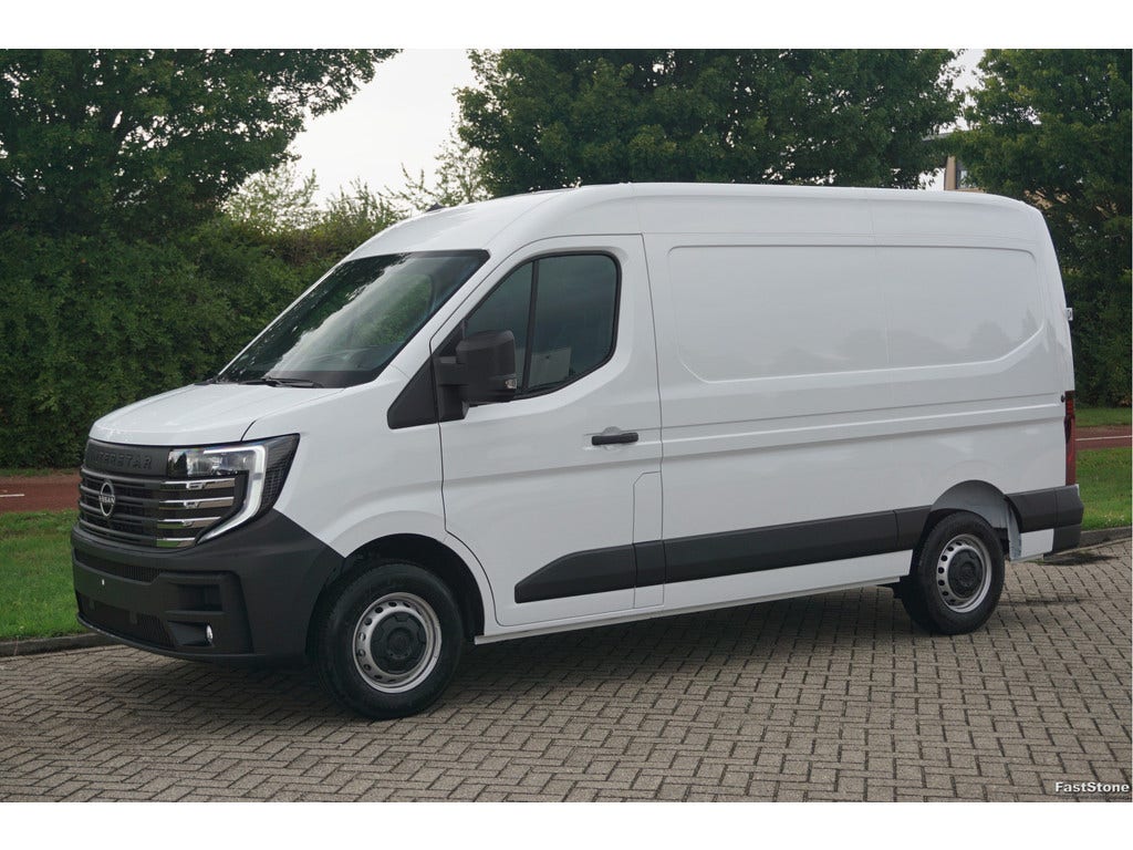 Nissan Interstar