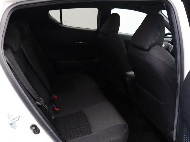 Toyota C-HR (7)