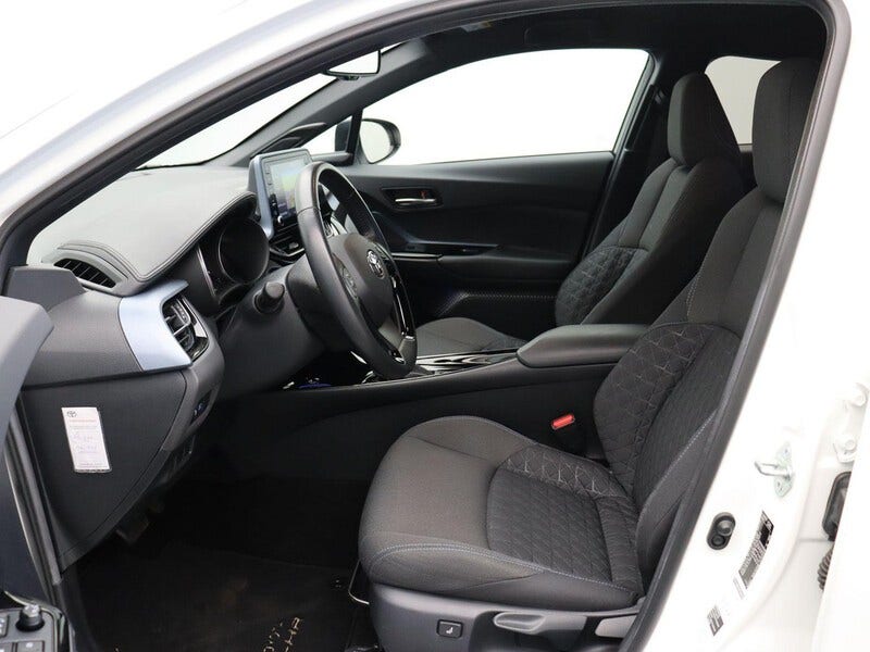 Toyota C-HR (14)