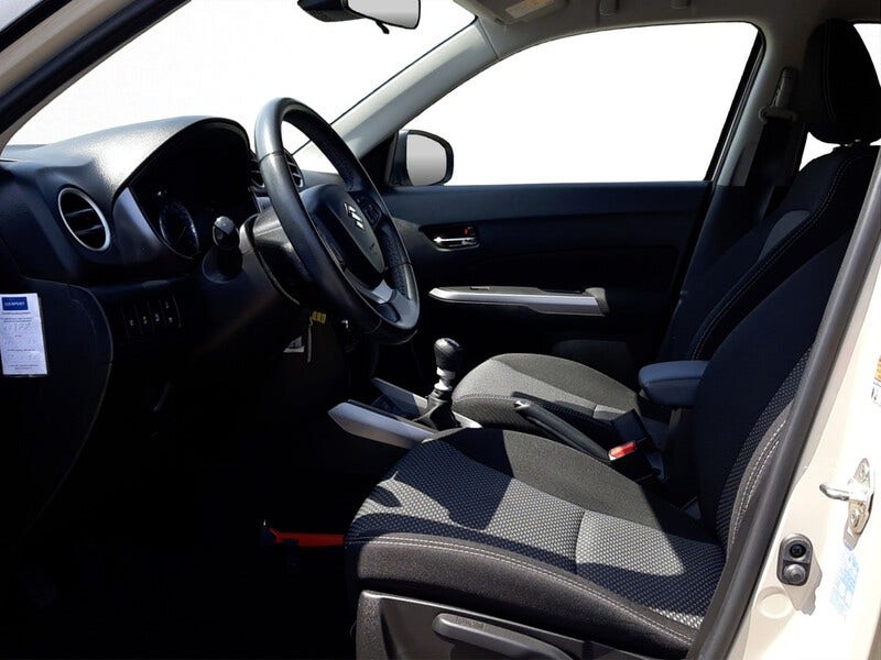 Suzuki Vitara (12)