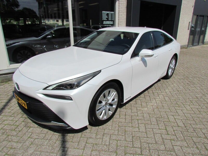 Toyota Mirai (2)