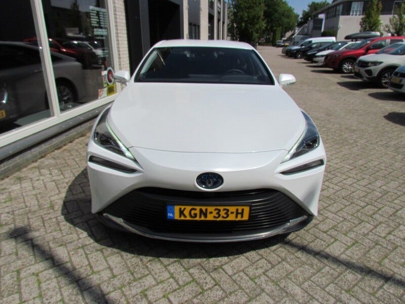 Toyota Mirai (3)