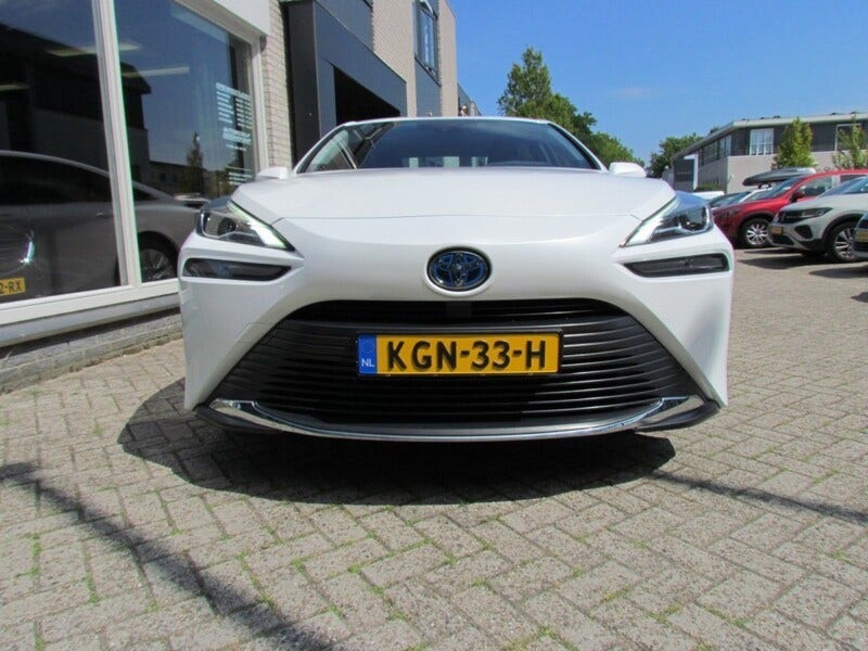 Toyota Mirai (4)