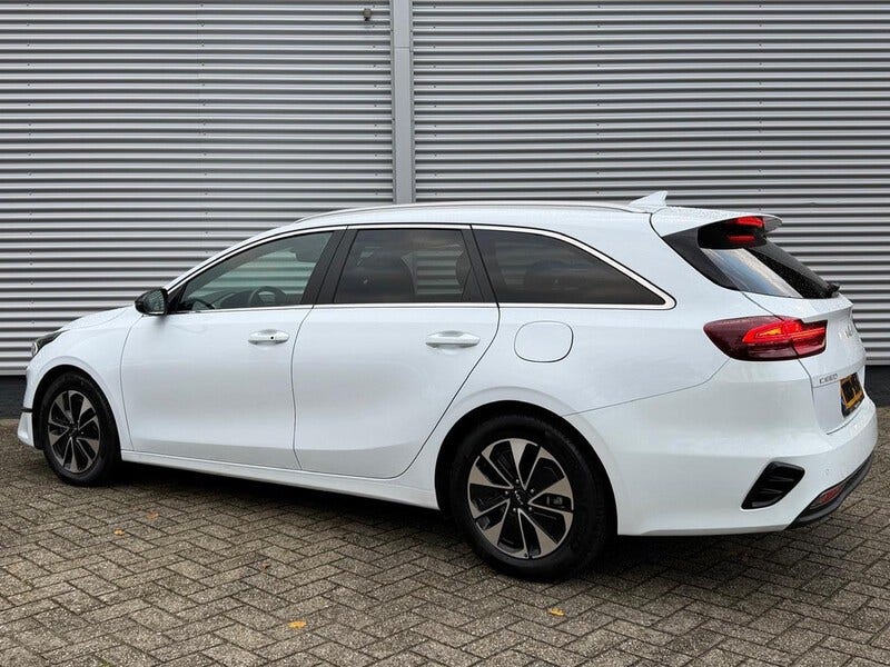 Kia Ceed Sportswagon (3)