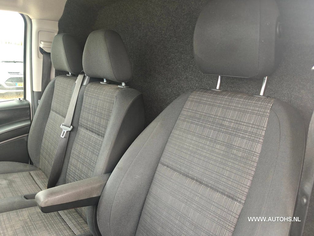 Mercedes-Benz Vito (12)