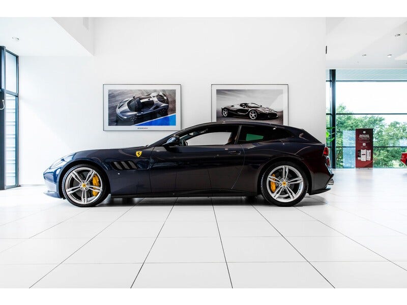 Ferrari GTC4Lusso