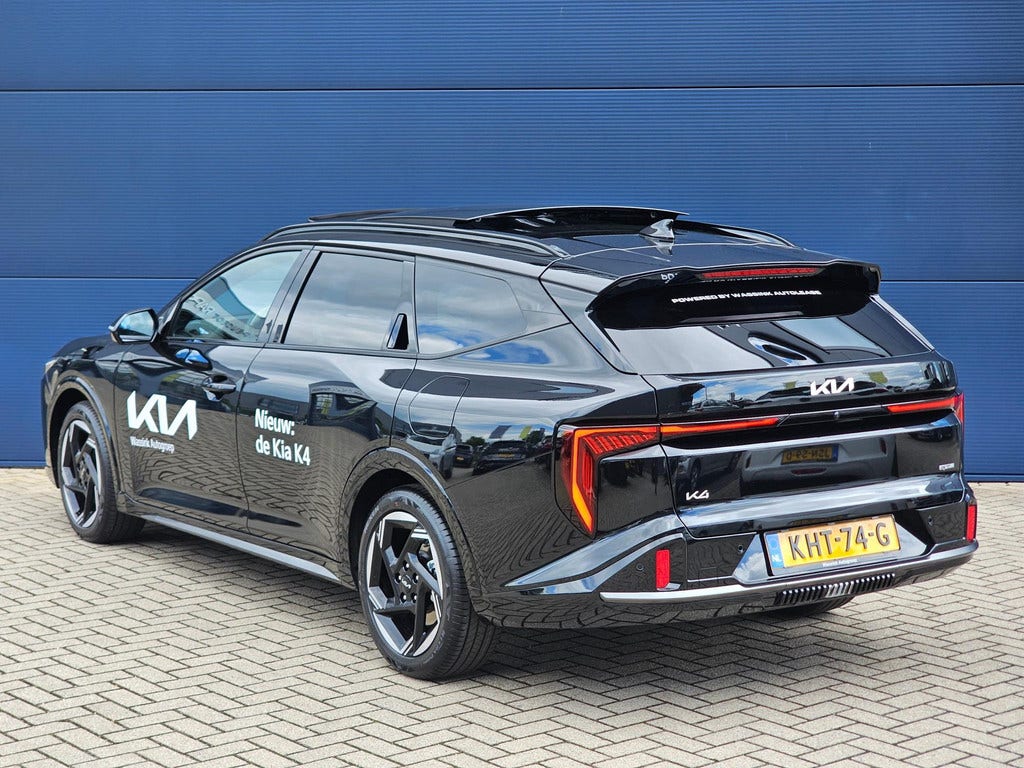 Kia K4 (6)