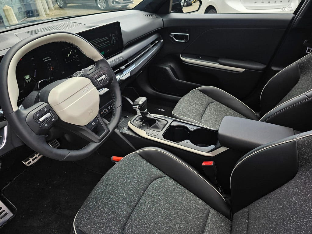 Kia K4 (12)
