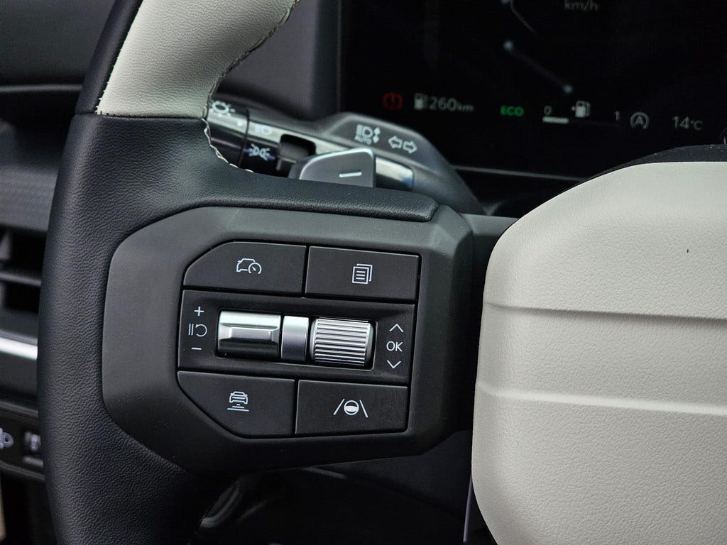 Kia K4 (16)