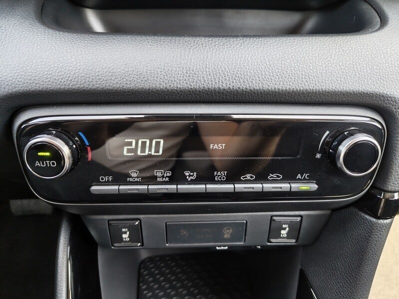 Toyota Yaris (19)