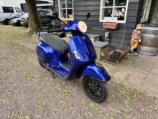 Vespa GTS