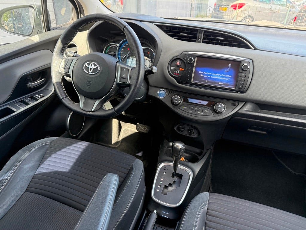 Toyota Yaris (6)