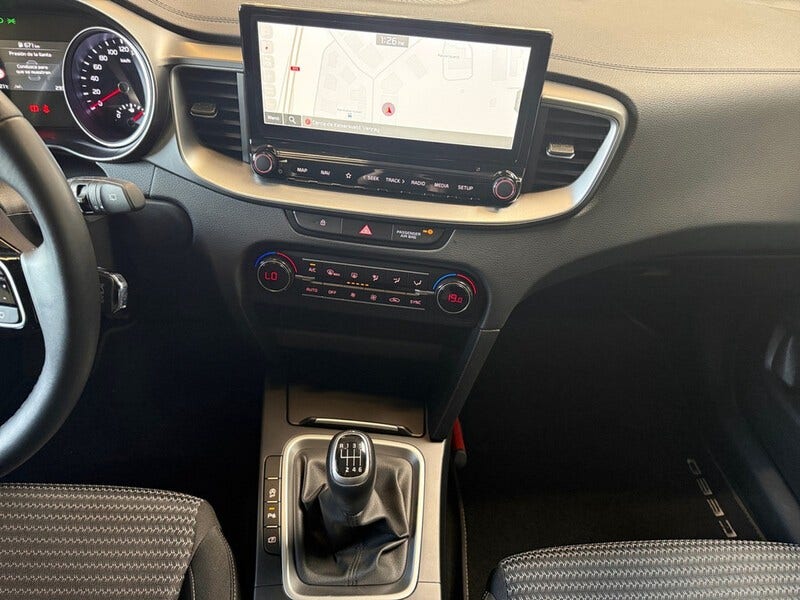Kia Ceed Sportswagon (8)