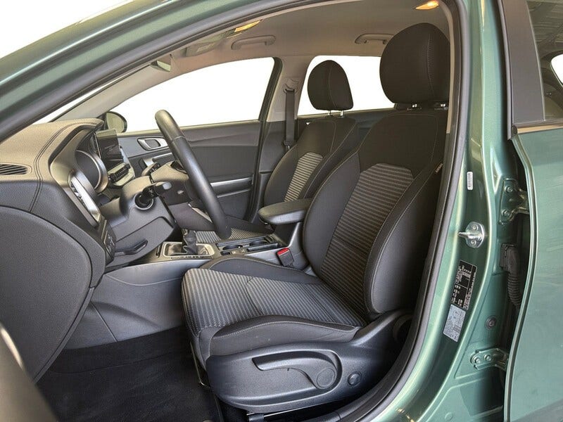 Kia Ceed Sportswagon (11)