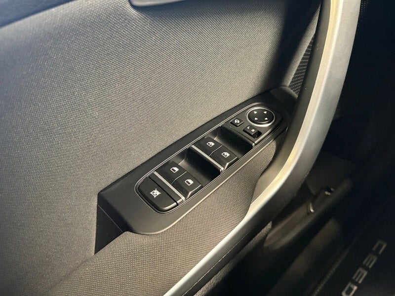 Kia Ceed Sportswagon (16)