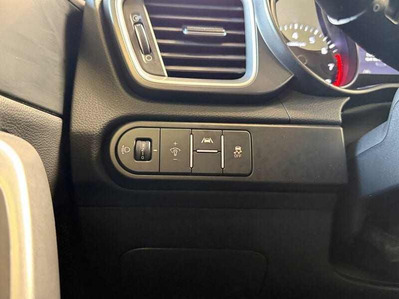 Kia Ceed Sportswagon (17)