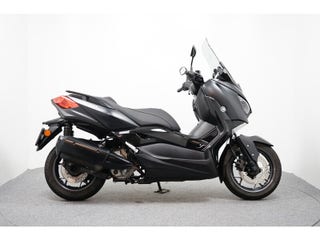 Yamaha X MAX