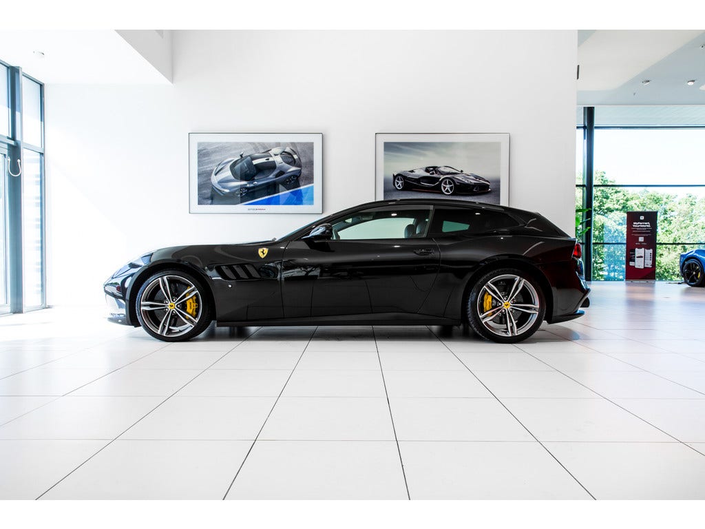 Ferrari GTC4Lusso