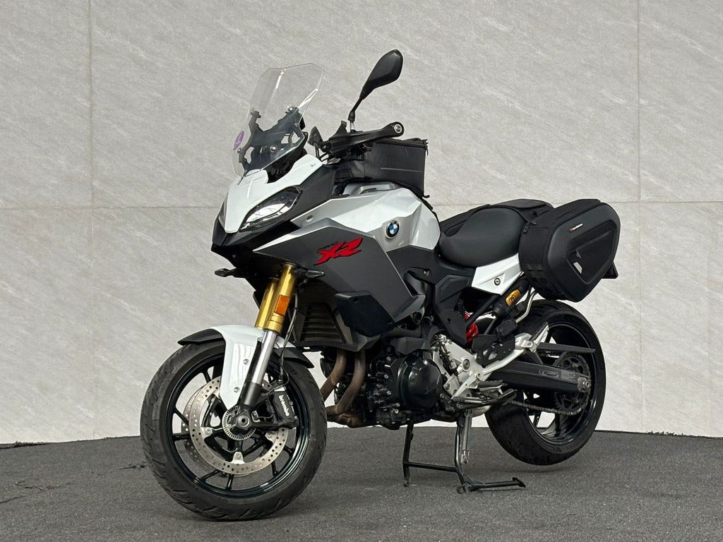 BMW F 900 XR