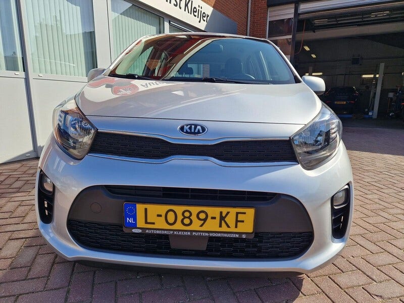 Kia Picanto (2)