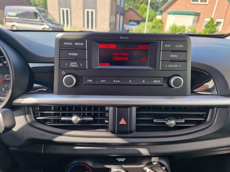 Kia Picanto (23)