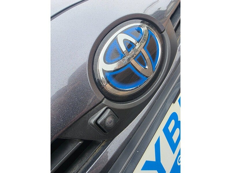 Toyota Prius (9)