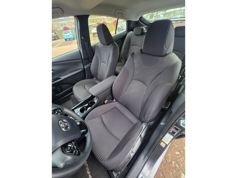 Toyota Prius (12)