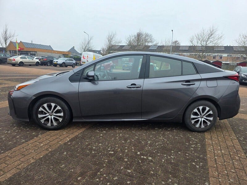 Toyota Prius (3)
