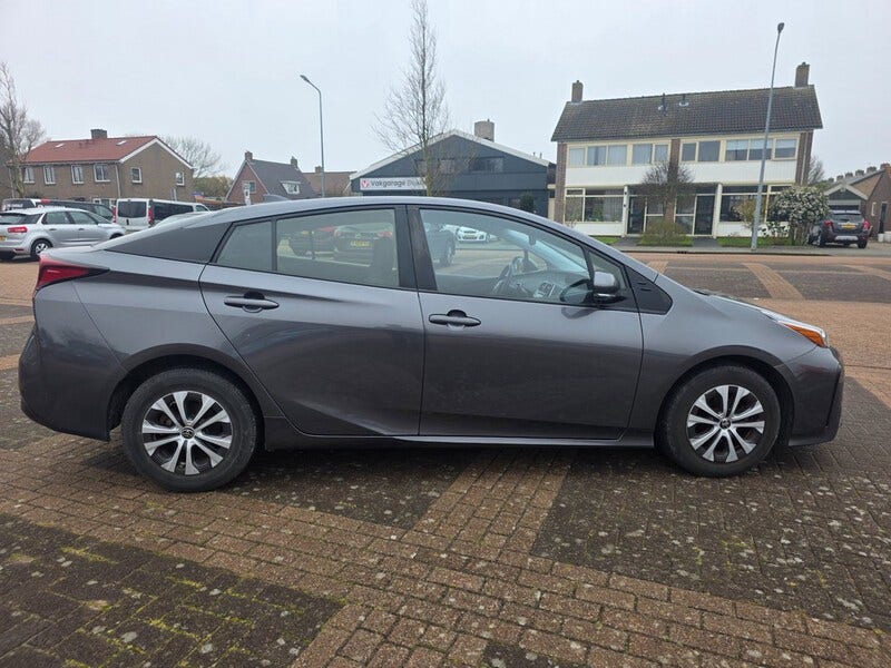 Toyota Prius (7)