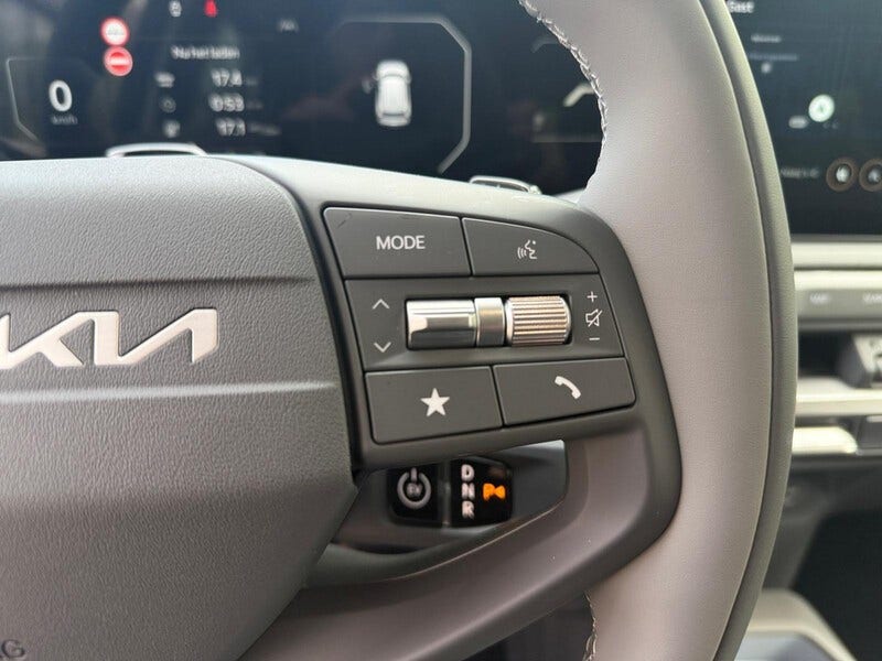 Kia EV3 (17)
