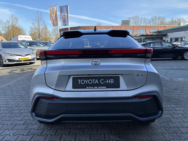 Toyota C-HR (9)