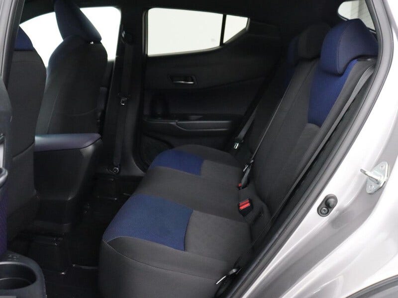 Toyota C-HR (8)