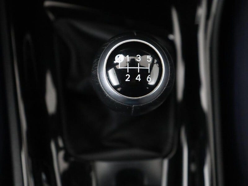 Toyota C-HR (23)