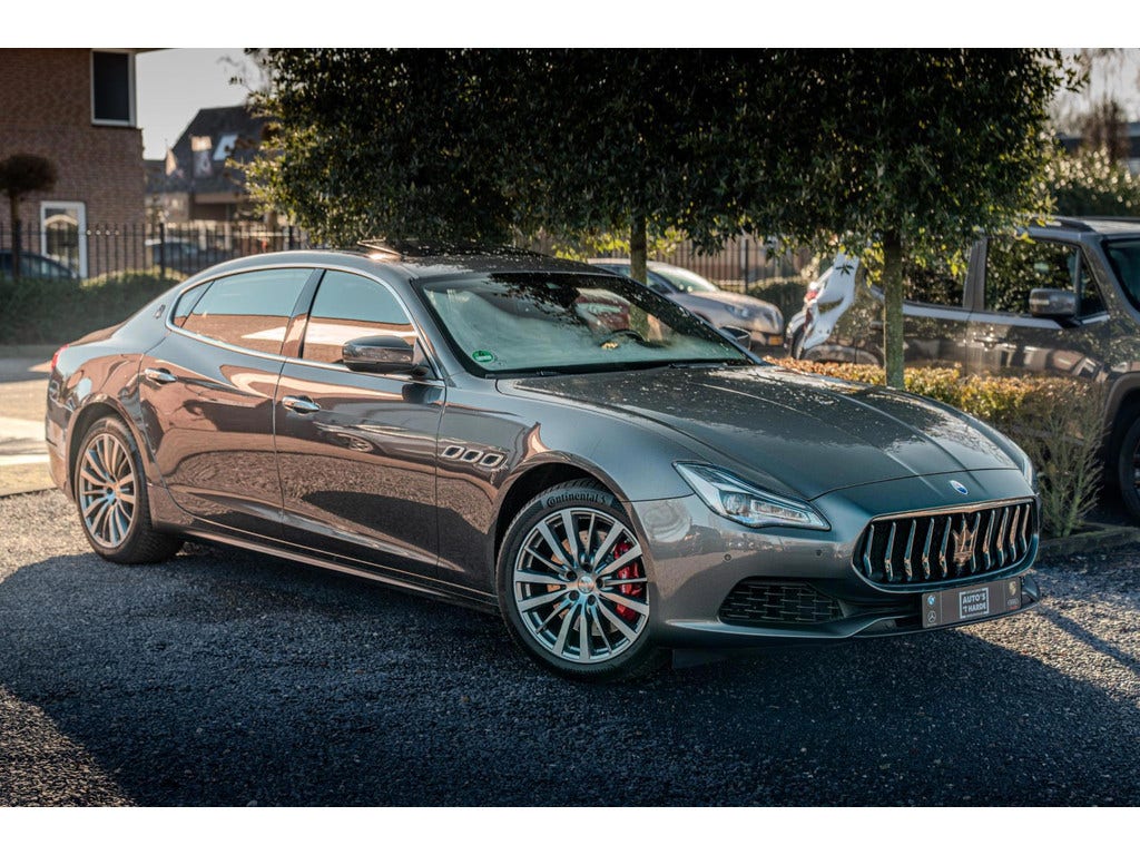 Maserati Quattroporte