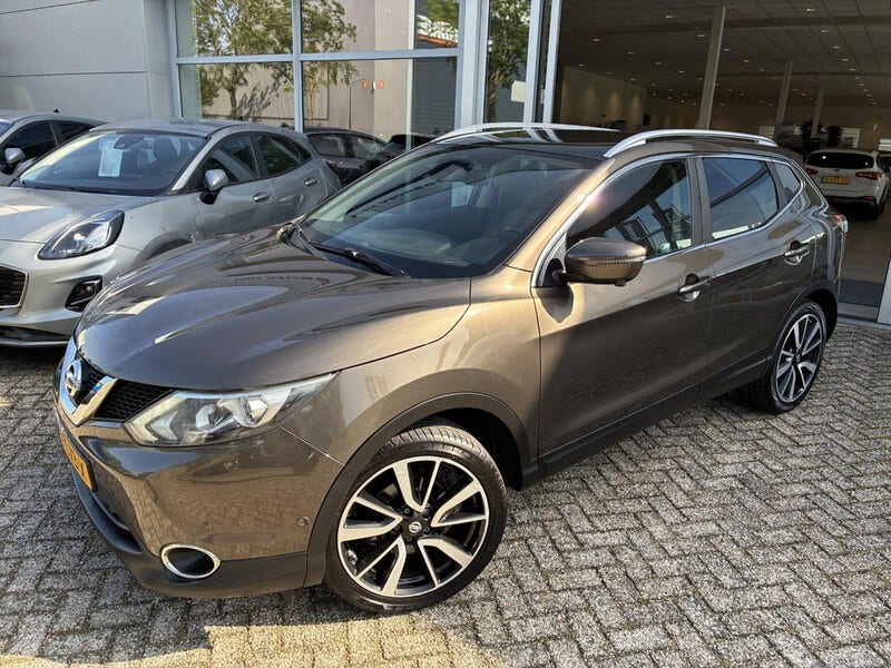 Nissan Qashqai (2)